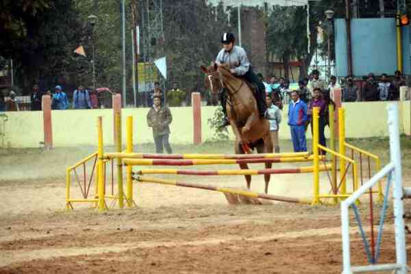 hot girls horse riding in india hot female jockey in india 
