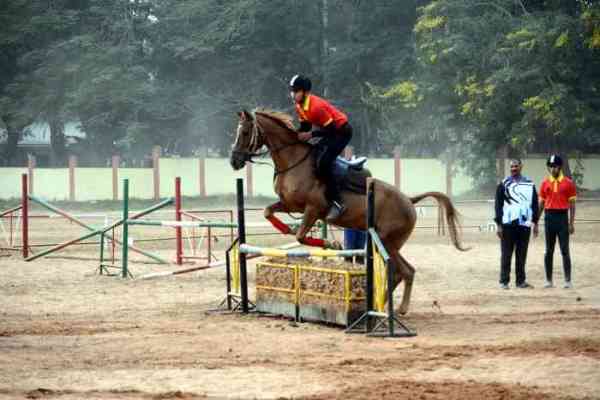 hot girls horse riding in india hot female jockey in india 