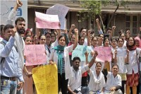 Doctors strike in Rajasthan Health Minister Kalicharan Saraf statement