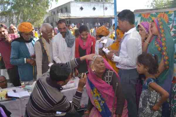 Health Camp in Kanwas Organised by Patrika and Rotary Club Kota
