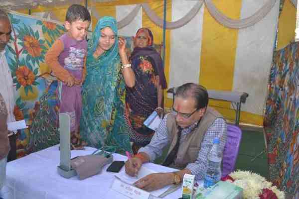 Health Camp in Kanwas Organised by Patrika and Rotary Club Kota