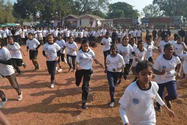 marathon run in hoshangabad news and photo