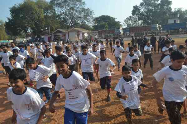 marathon run in hoshangabad news and photo