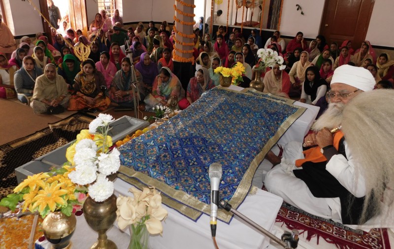 Kirtan lessons in Gurdwara distributed anchor