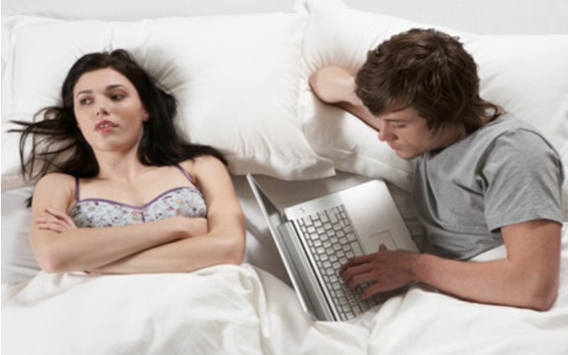 social-media-can-be-used-to-crack-the-relationships