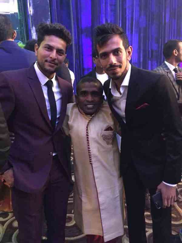 virat invited srilankan fan gayan sennanayake to his wedding reception