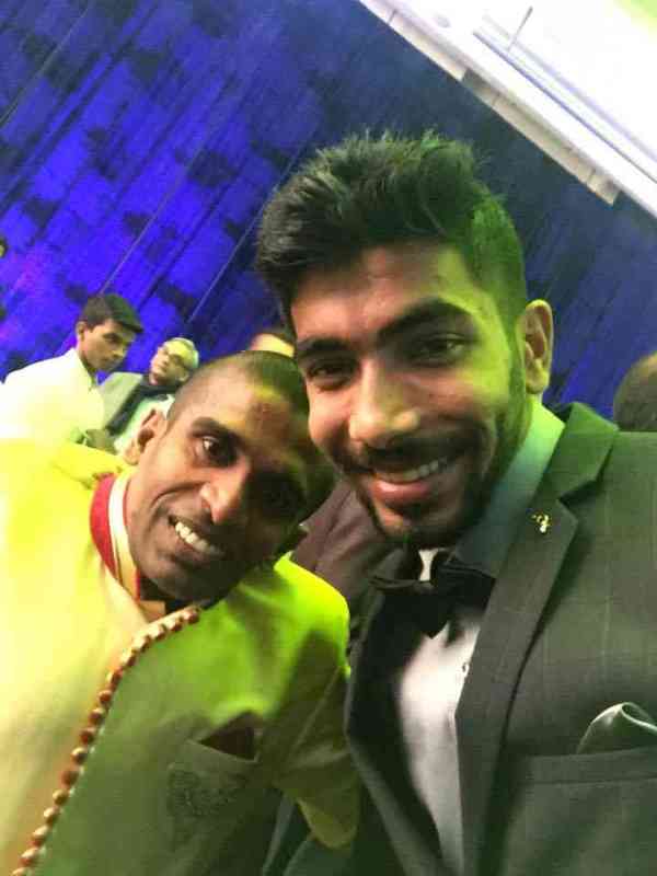 virat invited srilankan fan gayan sennanayake to his wedding reception