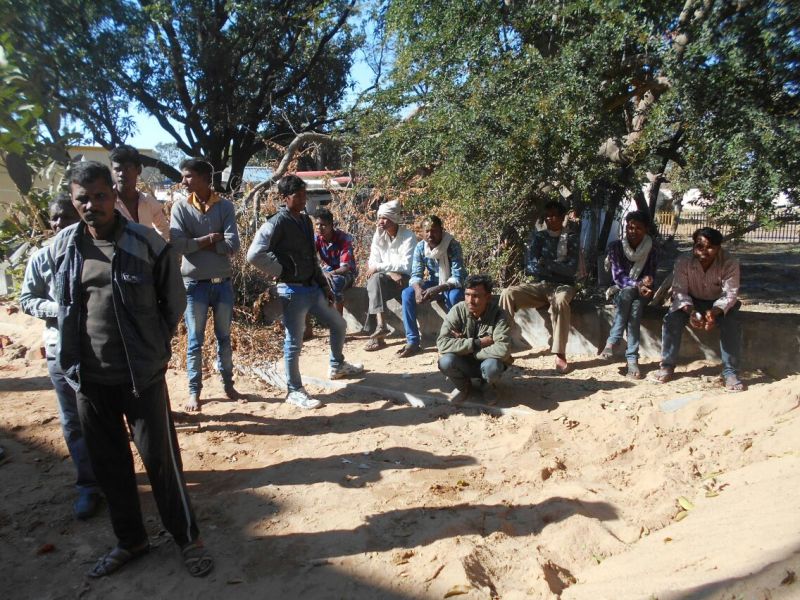 Death of a youth found in the gutter