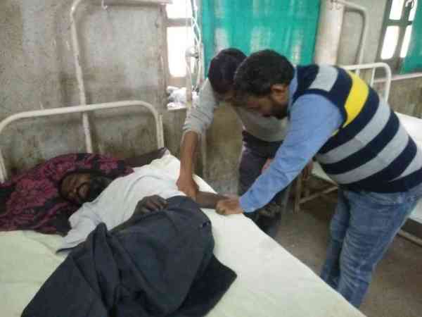 photo of a men requesting for his treatment