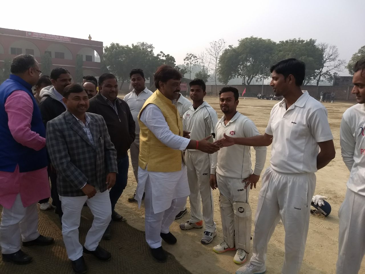 Nice and smart eleven Unnao win cricket match UP news