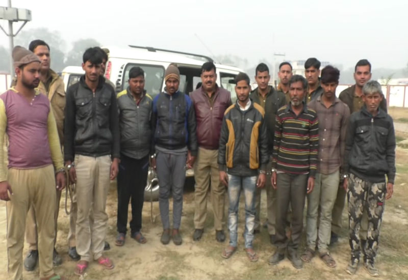 police arrested six crooks