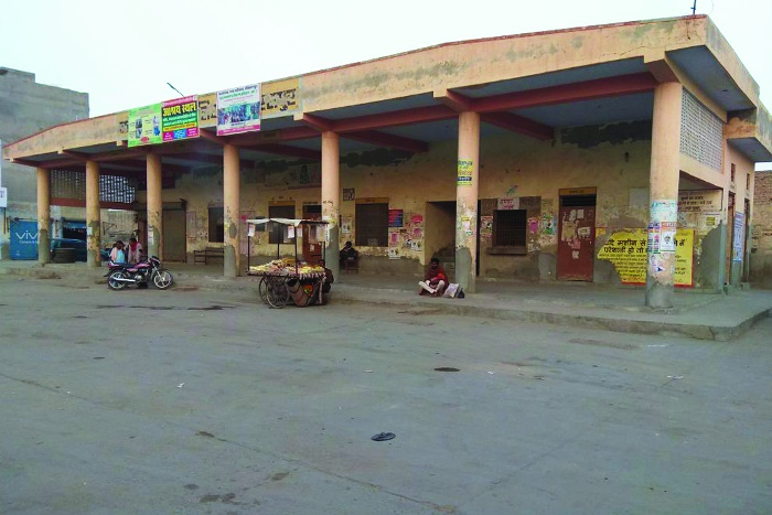 bus service and timing not good in srikaranpur