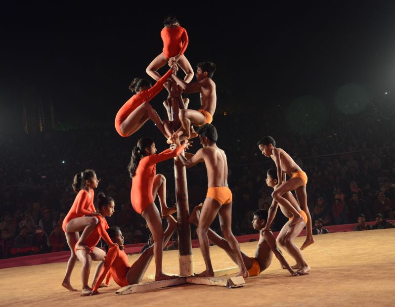 instruments,fair,Udaipur Hindi news,hot market,muktakashi manch,chime,udaipur latest newws,udaipur latest news udaipur latest hindi news,