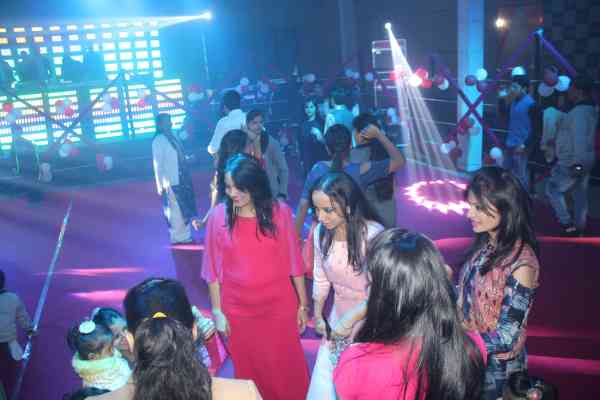 Ajmerites celebrate new year with friend and family