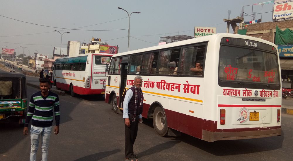 Traffic rule breaking by public transport bus operator