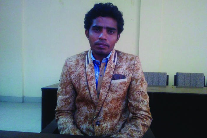 hanumangarh rajesh doing mimicry of narender modi