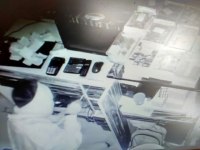 the same night stolen on many big shops in the city