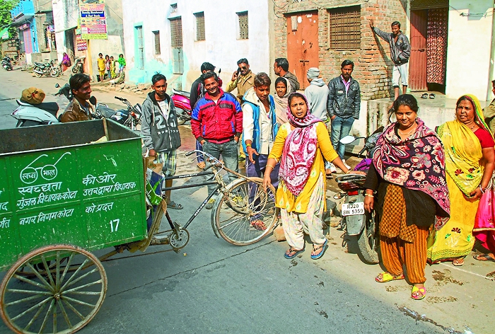 घर-घर कचरा संग्रहण