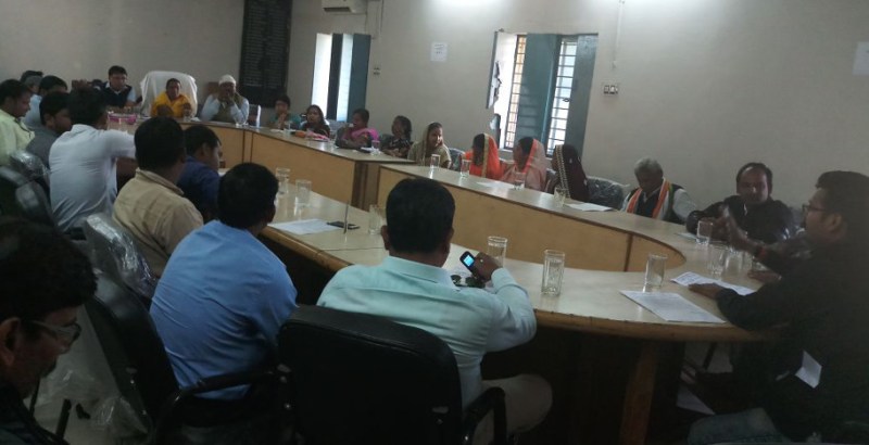 आक्रोशित हुए पार्षद, कहा- पालिका में सिर्फ बैठक, एजेंडा होता है तैयार, फिर चाय पिलाकर कर दिया जाता है चलता