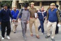 तीन आरोपित अदालत में पेश