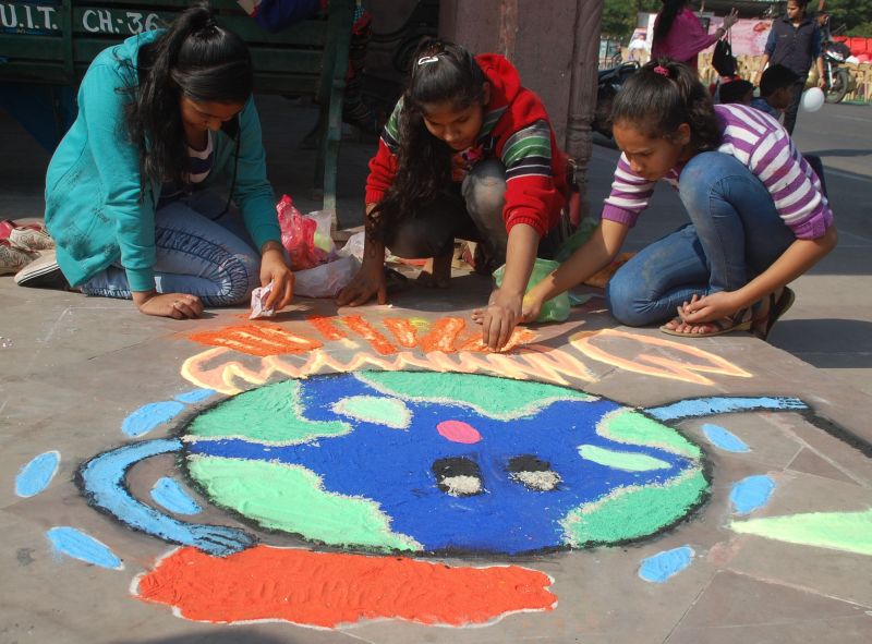 Students make colorful rangoli for save life and environment