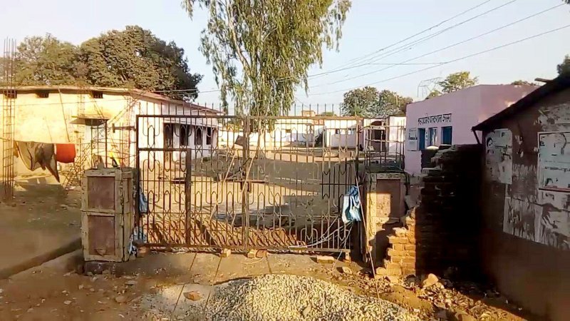 After Students Strike Felt gate in school
