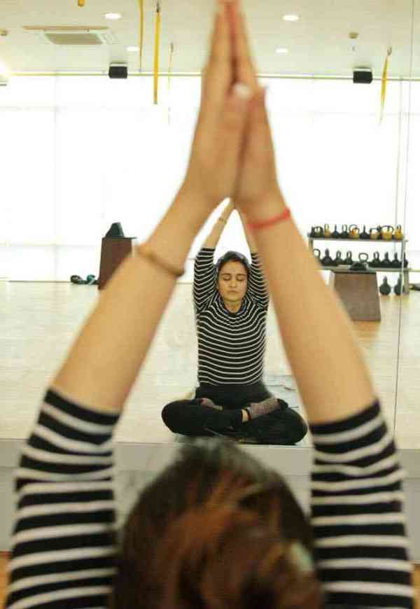 Aparna Yadav Bisht gym yoga photos