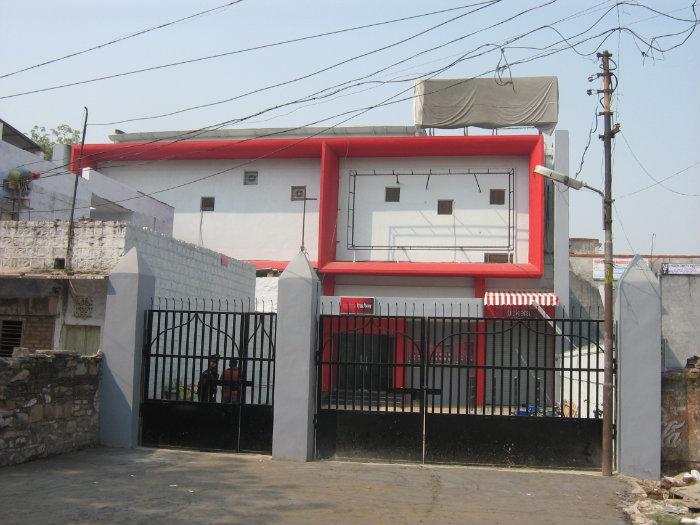 Natraj Talkies Clpsed