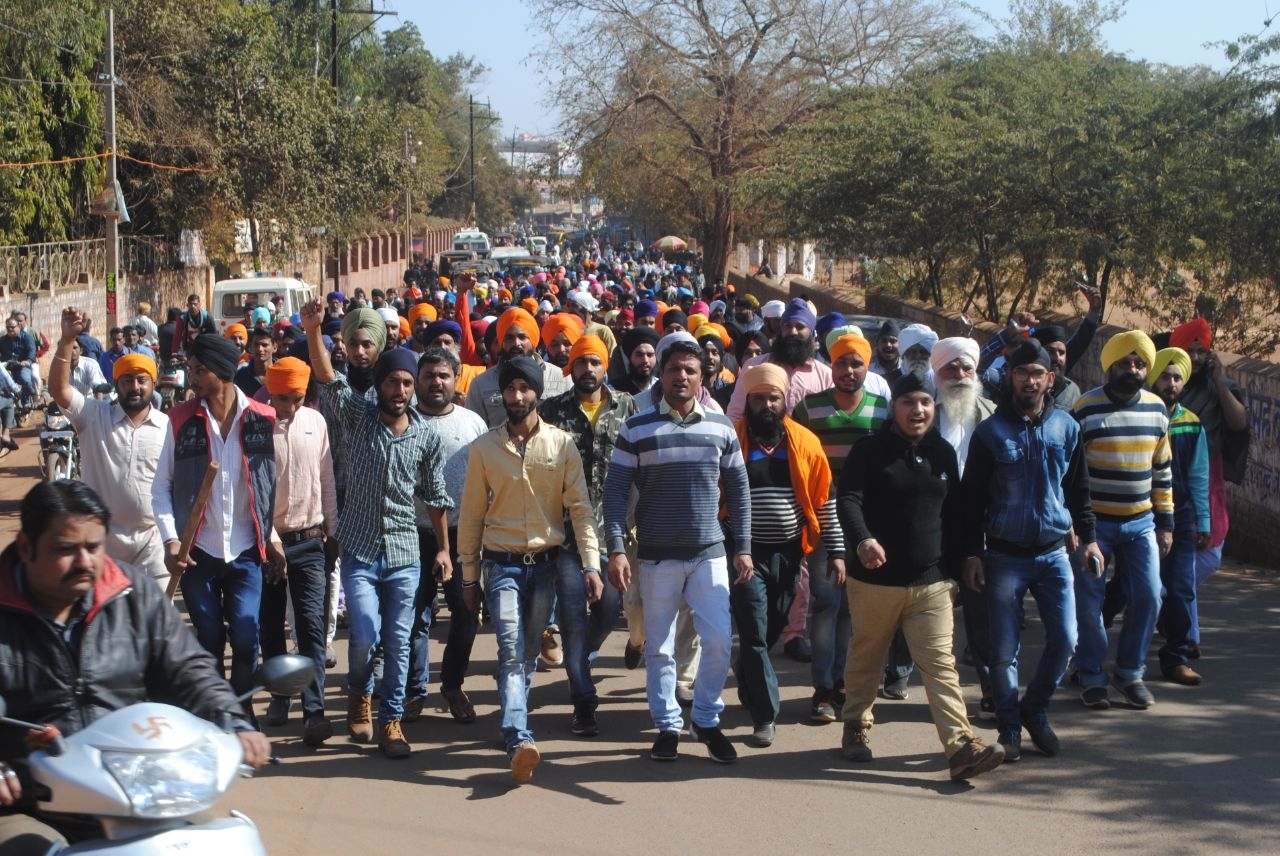  Facebook post, Sikh society, rally rally, given arrest, mother of arrest, shivpuri news, shivpuri news in hindi, mp news
