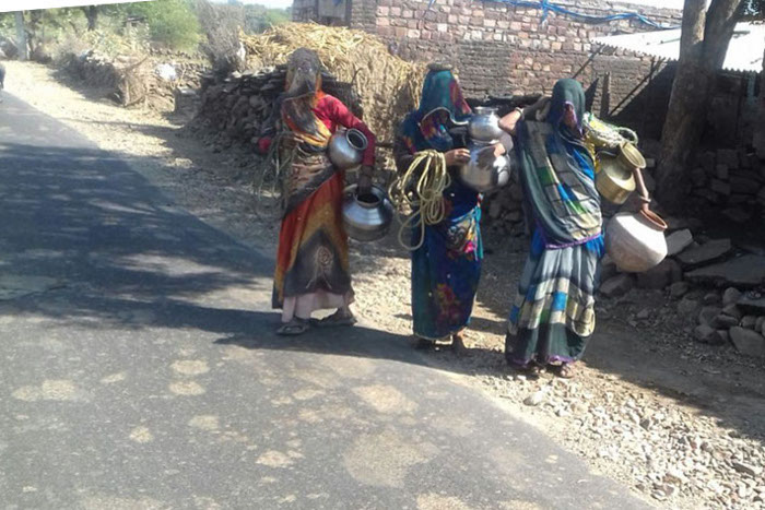 बारां में भी है काला हांड़ी इलाका....यहां अब भी कोई बीमार हो जाए तो सड़क नहीं नदी के रास्ते लाना पड़ता है मरीज को