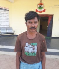 हजारों रुपए का था इनामी