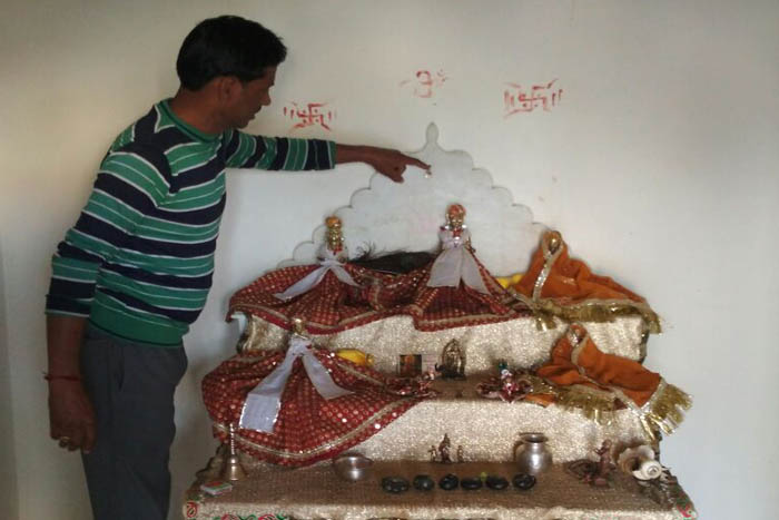 मन्दिर में चोरी