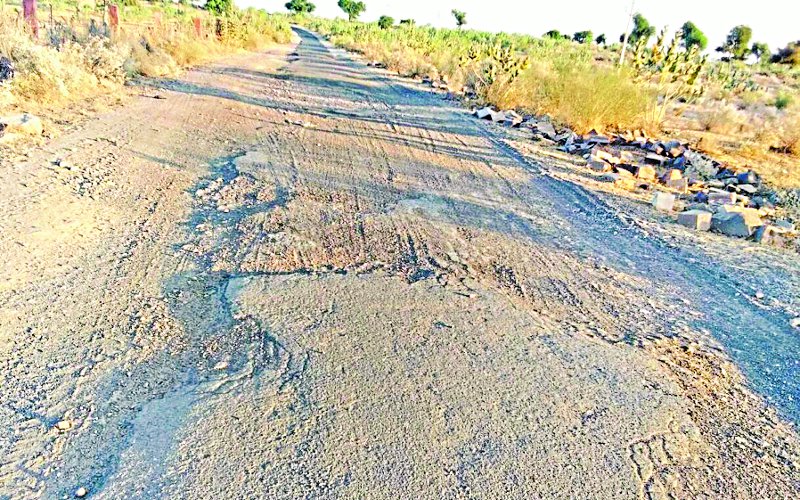  governments carelessness, 46 Roads condition crispy