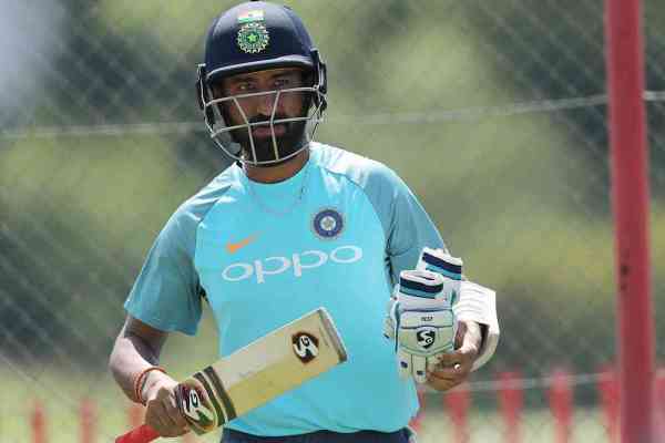 Photo gallery : Indian cricketers practise before second test match