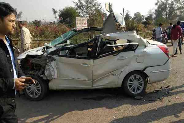 Road Accident in Mandir Hasaud