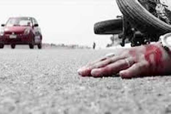 बाइक में भिड़न्त