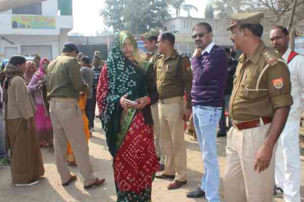 No Motion Confidence against Samajwadi Party Block Pramukh