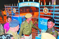 Amberkner Circles, Peelar Damaged