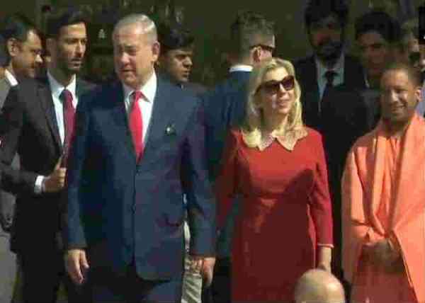 taj mahal, cm yogi aditynath, israel primeminister benjamin netanyahu, benjamin netanyahus wife, benjamin netanyahu wife sara, tajmahal, sara, agra police, tourist, shilpgram, dashahra ghat, hotel amar, braj folk art