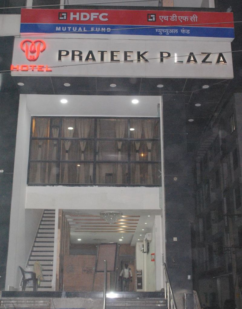 hotel prateek plaza