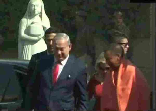 taj mahal, cm yogi aditynath, israel primeminister benjamin netanyahu, benjamin netanyahus wife, benjamin netanyahu wife sara, tajmahal, sara, agra police, tourist, shilpgram, dashahra ghat, hotel amar, braj folk art