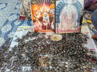 Here are all the problems away the price is only 10 rupees