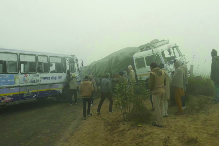roadway Troller accident in sriganganagar jodkiyan village