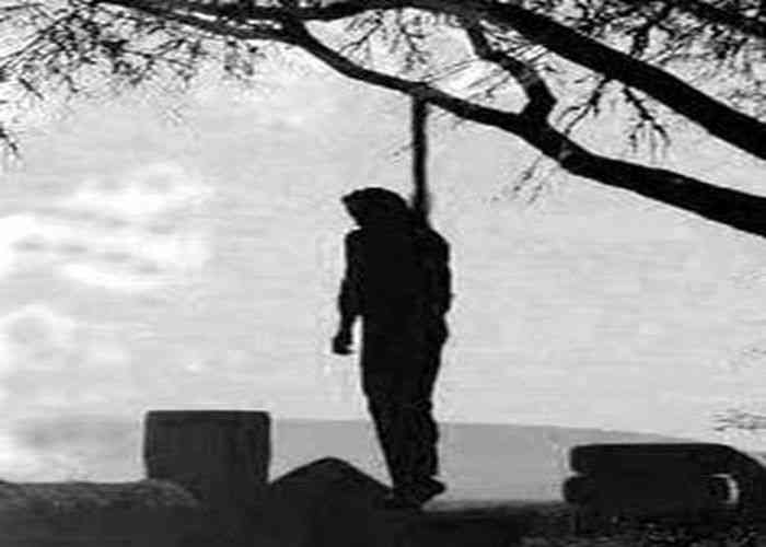 सामोद में पेड़ से लटका मिला युवक का शव, घटनास्थल से बैग, मोबाइल व बाइक बरामद