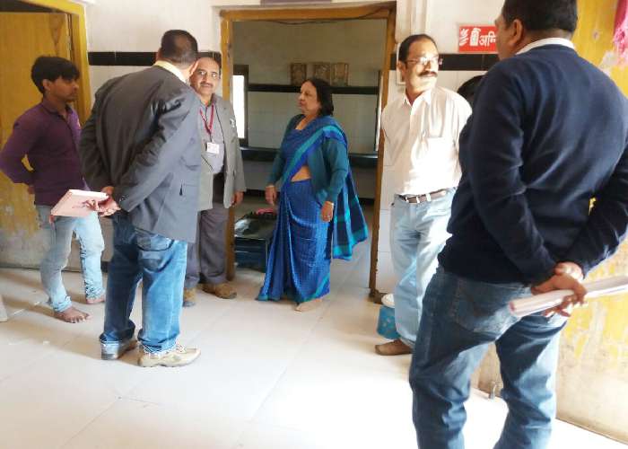 Joint Director made a surprise inspection of district hospital