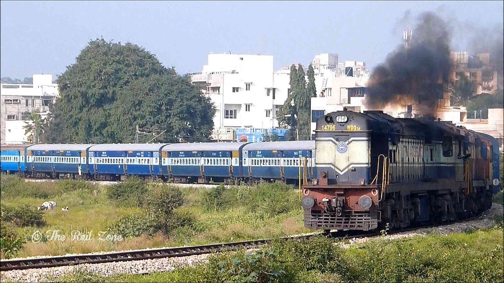 बुलेट ट्रेन से पहले भारत में लॉन्च होंगी ये दो हाई स्पीड ट्रेन, राजधानी-शताब्दी
को छोड़ेंगी पीछे