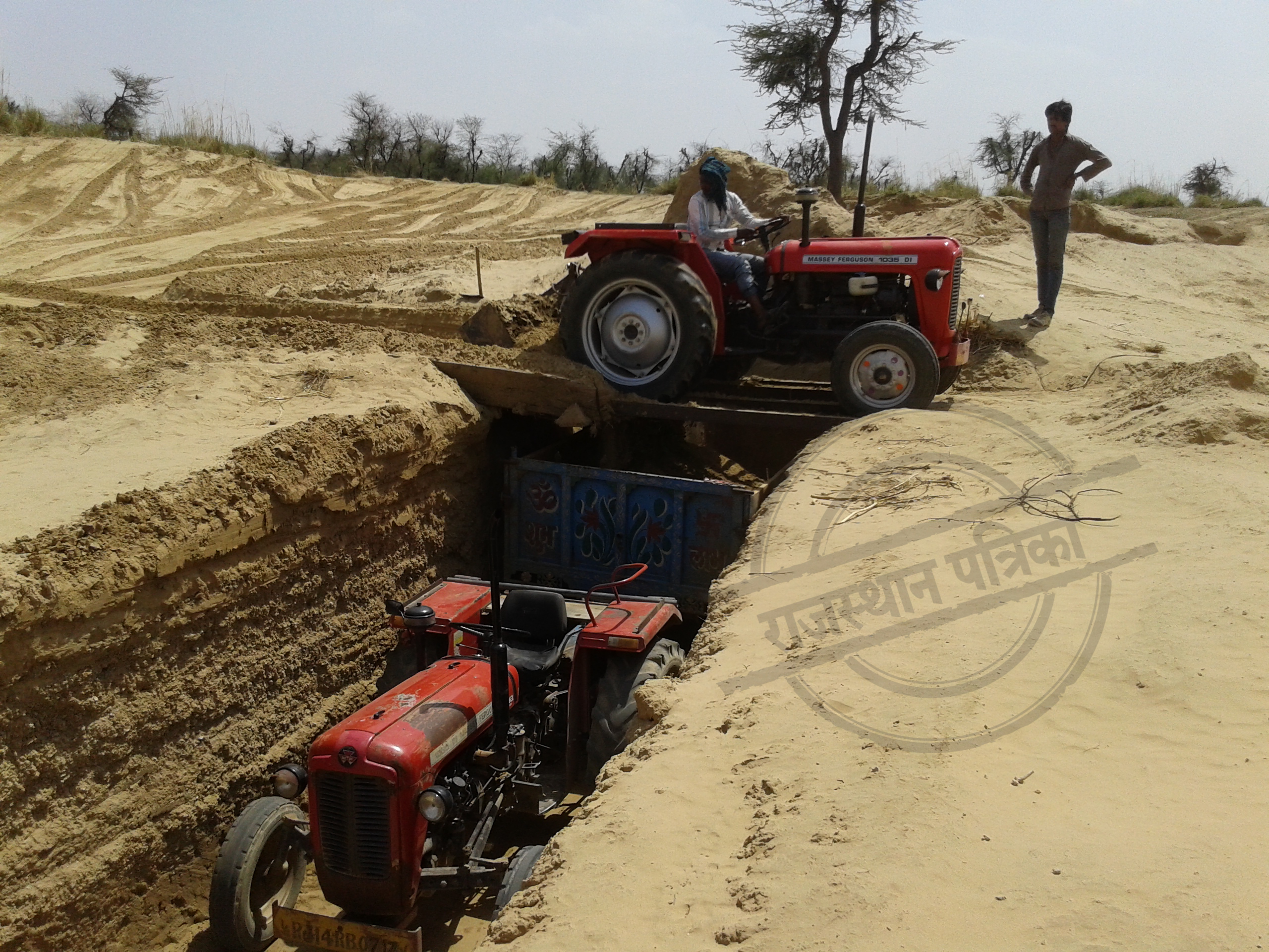 Illegal mining of gravel in bassi jaipur