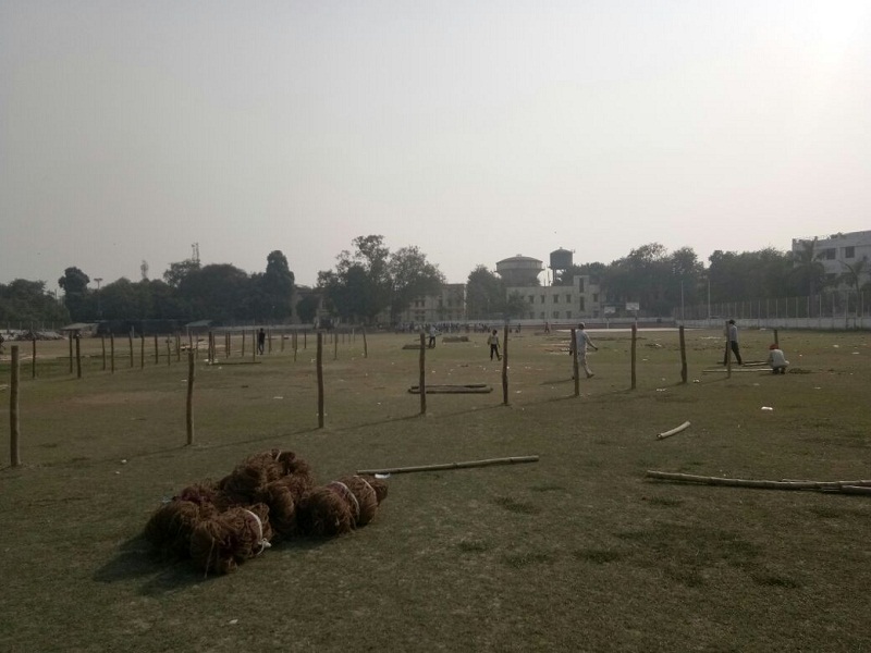 अमित शाह व सीएम योगी के लिए बर्बाद कर दिया खिलाडिय़ों का मैदान, क्या वीसी को मिलेगा इनाम