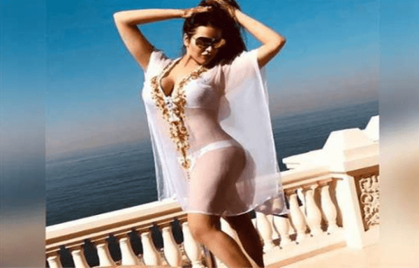 अब संजय दत्त की बेटी ने भी छोडी शर्म, तस्वीरें हो रही वायरल