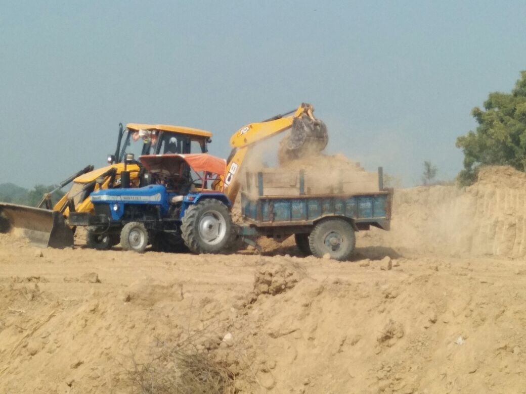 Ignoring, Excavation, Forest, administration, bhind news, bhind news in hindi, mp news